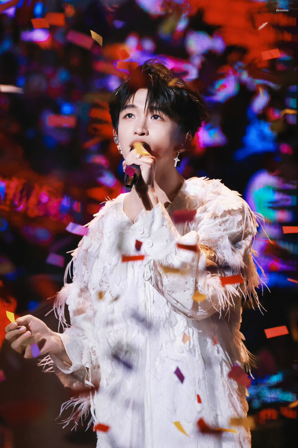 黄子弘凡_Lars
20241116｜ 《除了快乐禁止入内》北京站
cr：水印
