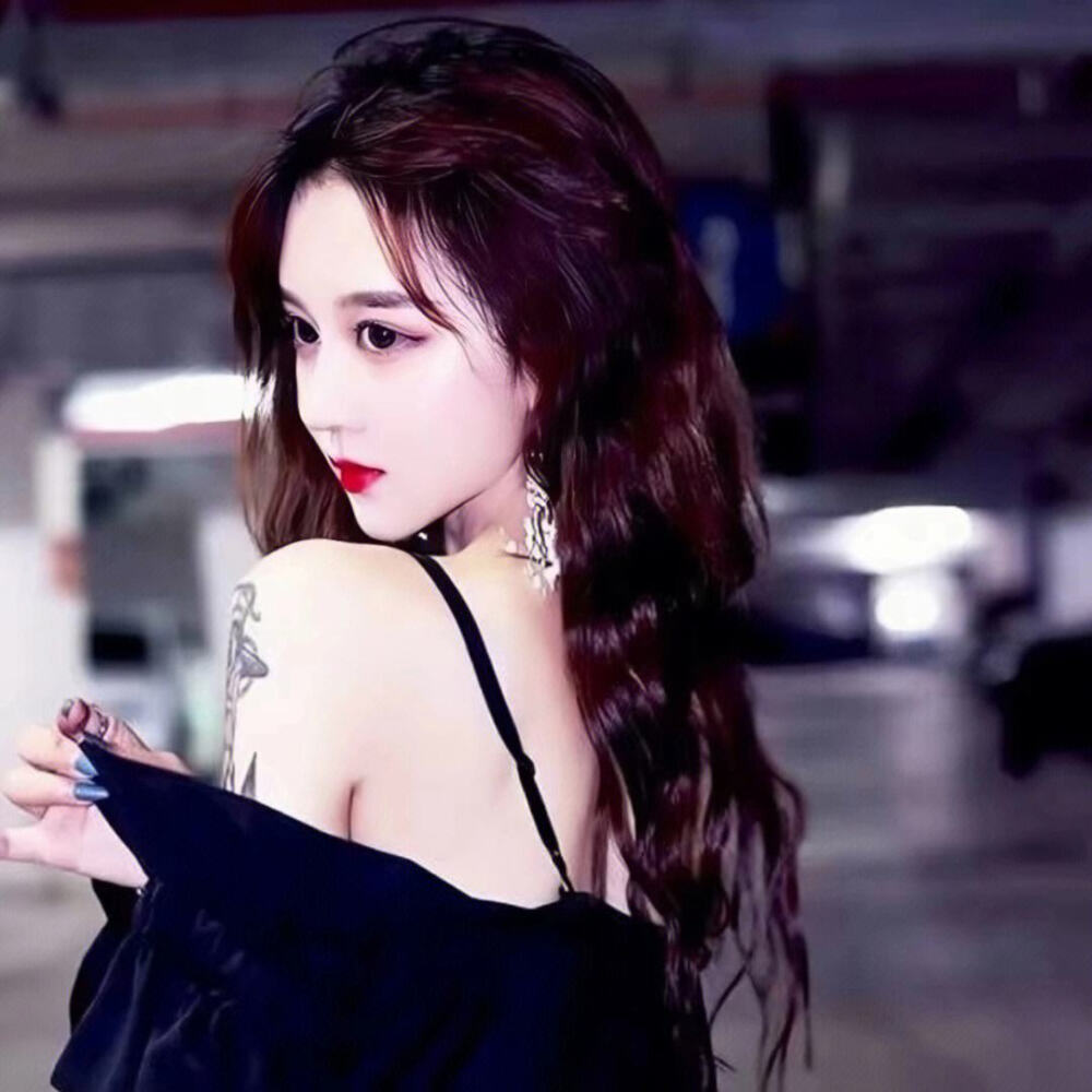 2024年情侣头像礼貌四对