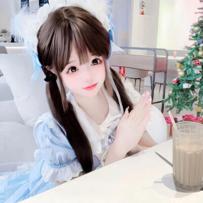 2025年原图女头像礼貌两张