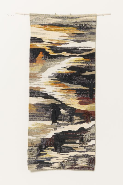 李信子，《Last Winter 1》，1978，羊毛挂毯，147 × 64.1 cm