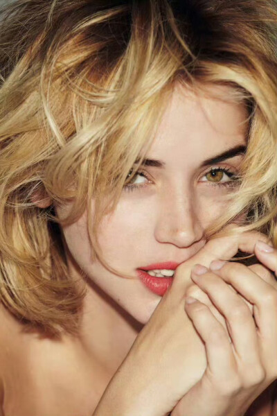 Ana de Armas