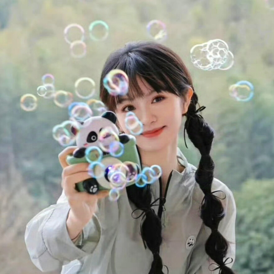 田曦薇头像，氛围感小清新甜妹女头，来自微博侵删