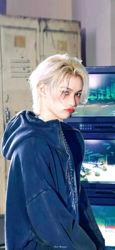 李龙馥