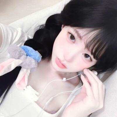 别坠入爱河了，捞不动你，你会溺死的