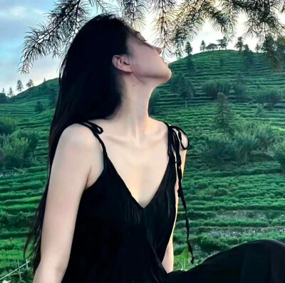 真人女头/闺头。