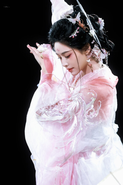 国风大典许佳琪