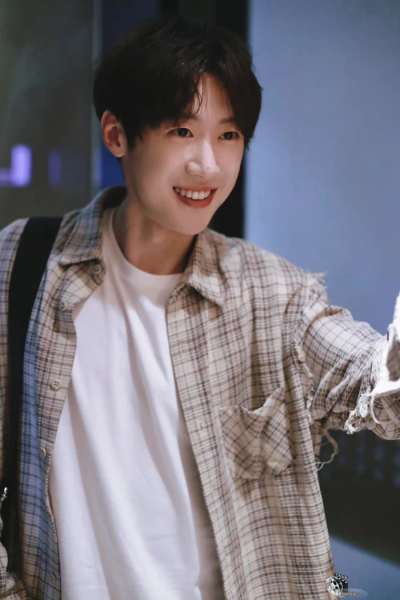 朱嘉琦，平台存的不知道是谁的了