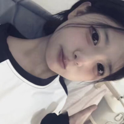 氛围感女头像
