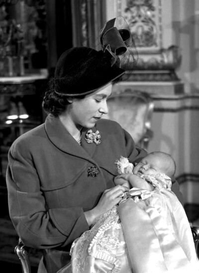 Her Majesty Queen Elizabeth II ，1948