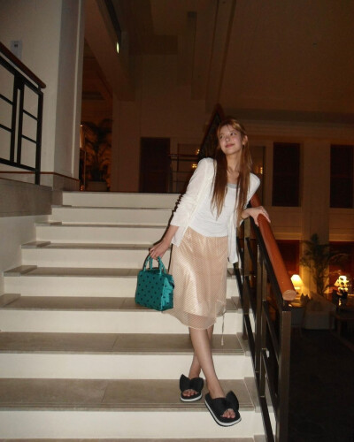 lia_loves___​​​