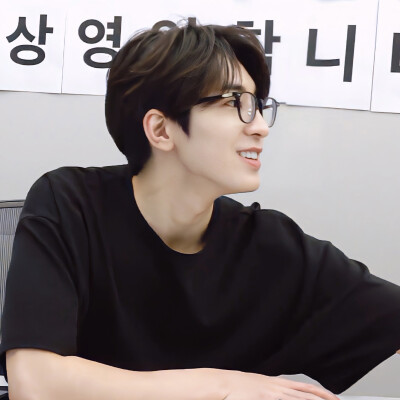 WONWOO
全圆佑