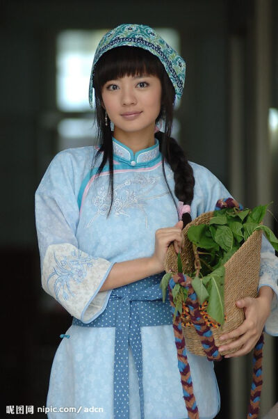 芸娘 安以轩