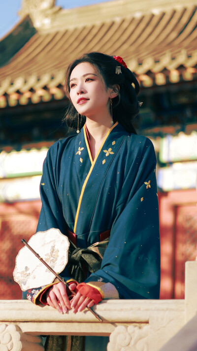 刘美彤