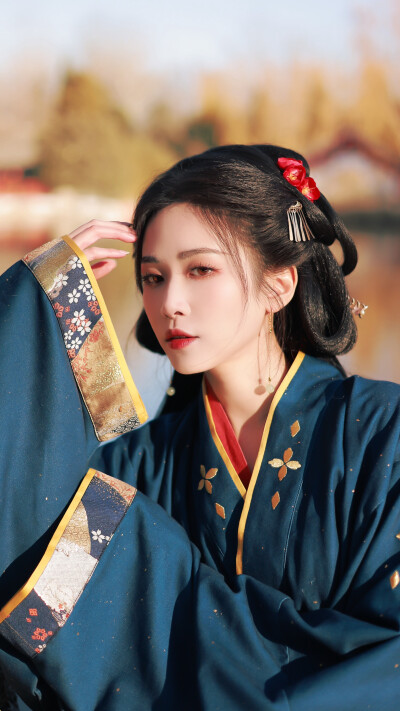 刘美彤