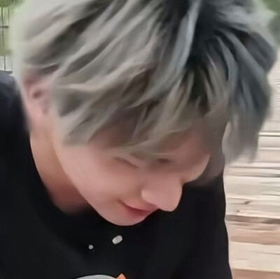竞男