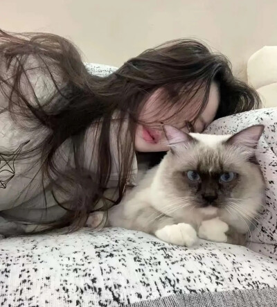 猫猫女生头像
老婆萌有喜欢猫猫的嘛