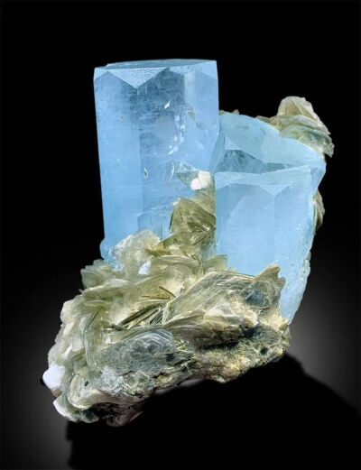 海蓝宝石 Aquamarine Pakistan 巴基斯坦 萌萌的奶蓝色