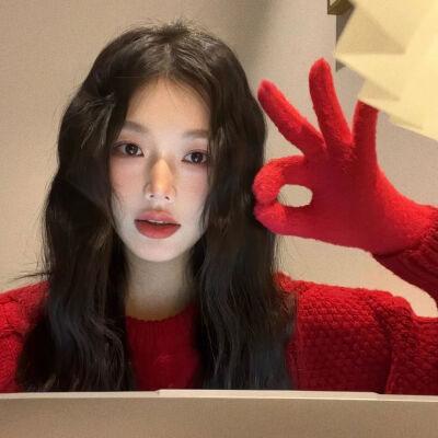 2025年高图女头像礼貌九张