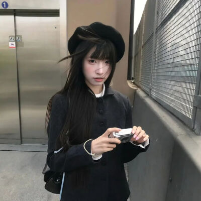 2025年高图女头像礼貌九张