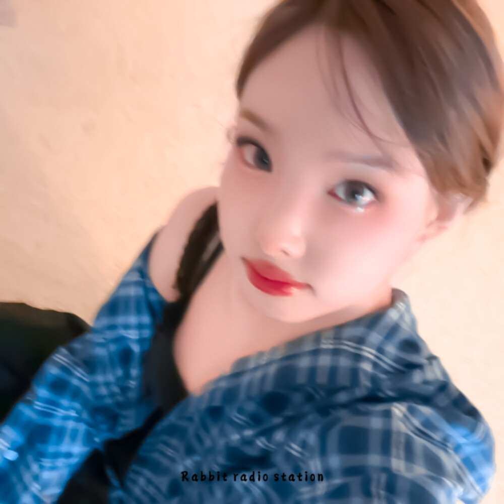 •涂鸦✎兔牙(՞ ܸ. .ܸ՞)︎♡