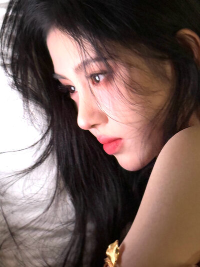 鞠婧祎头像