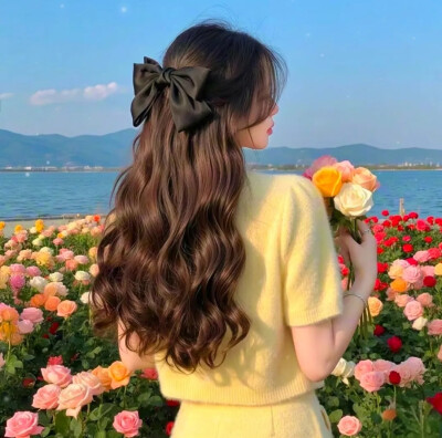 2025年好看单人女头像礼貌九张