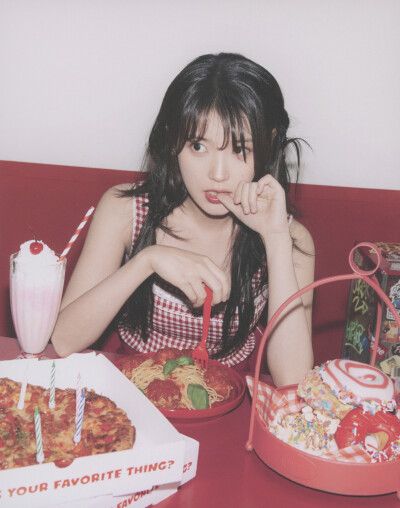 IU