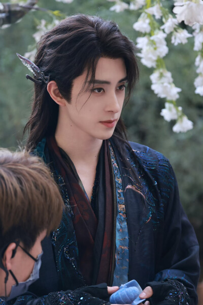 白月梵星，敖瑞鹏，梵樾