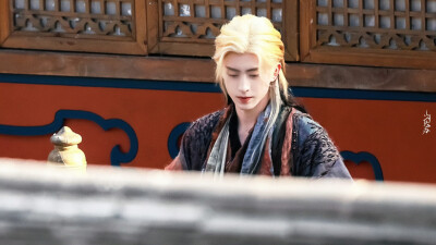 白月梵星，敖瑞鹏，梵樾