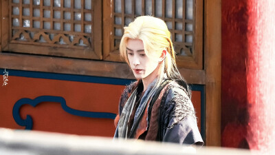 白月梵星，敖瑞鹏，梵樾