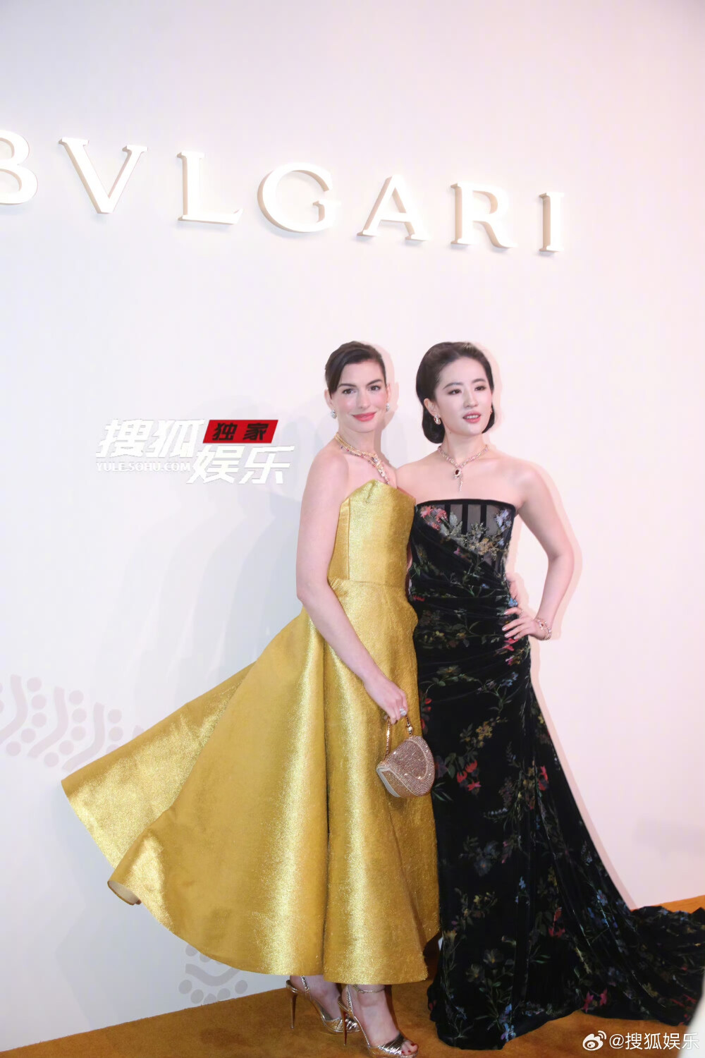 刘亦菲应邀出席亮相 上海BVLGARI “灵蛇·生生不已”特展红毯造型，Elie Saab 高定礼服搭配 Serpenti 系列高级珠宝
刘亦菲宝格丽全球品牌代言人2025.1.8