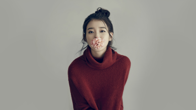 IU