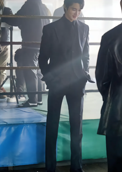 边佑锡