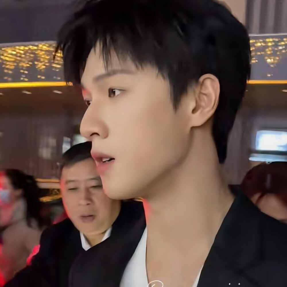 李昀锐
