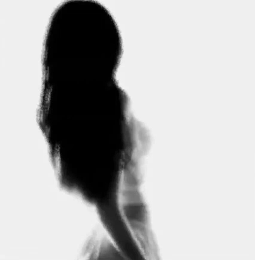黑白女头