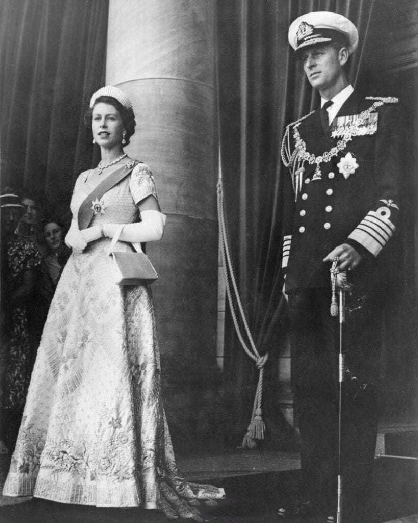  Her Majesty Queen Elizabeth II ，1954