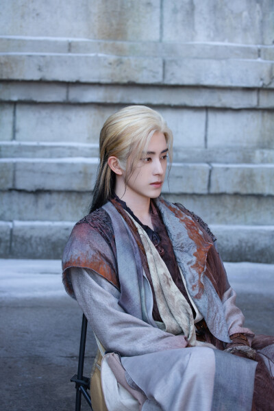 白月梵星，敖瑞鹏，梵樾