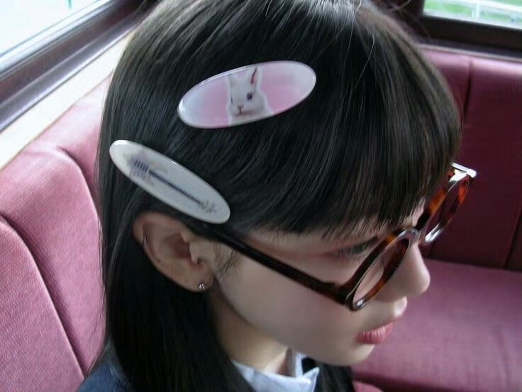 ≽^-⩊-^≼