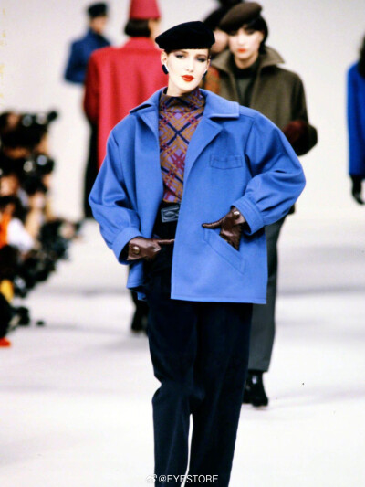 Yves Saint Laurent 1985 