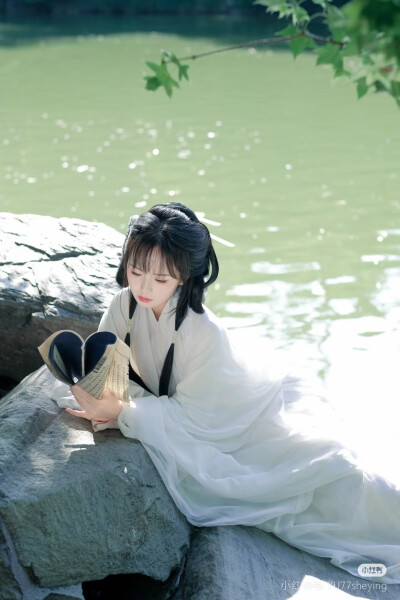 钟宝儿