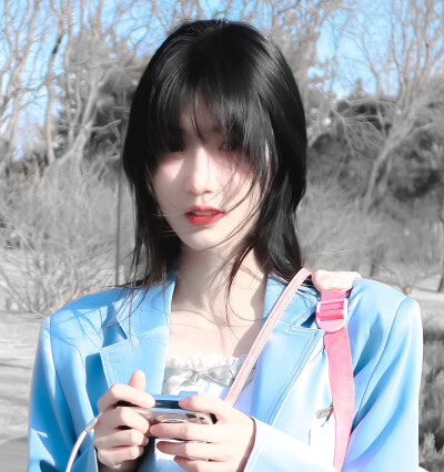 告 白