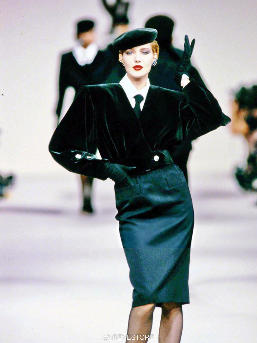 Yves Saint Laurent 1985 