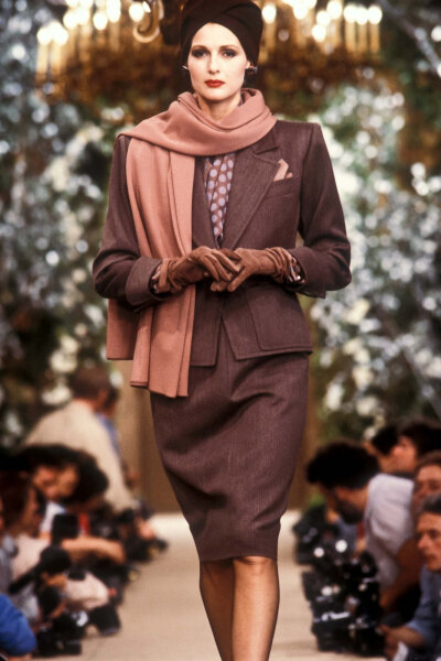 Yves Saint Laurent 1985 