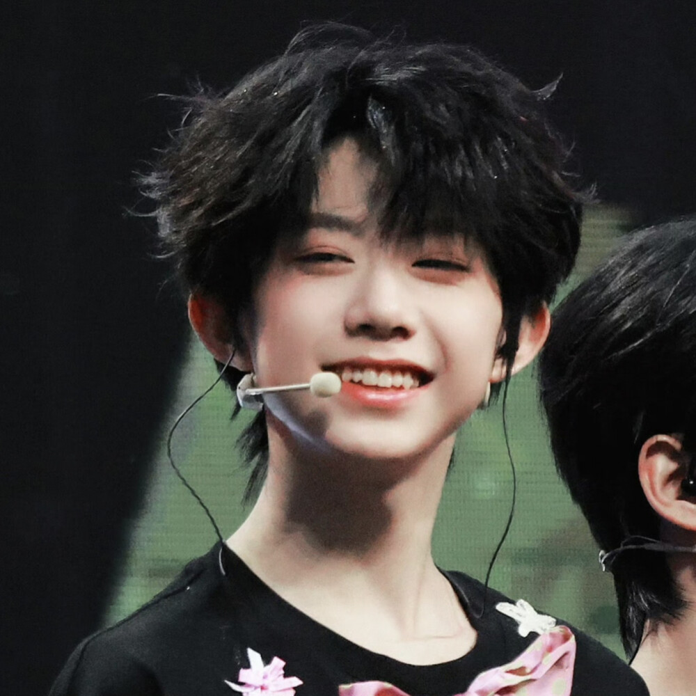 陈奕恒头像 新音