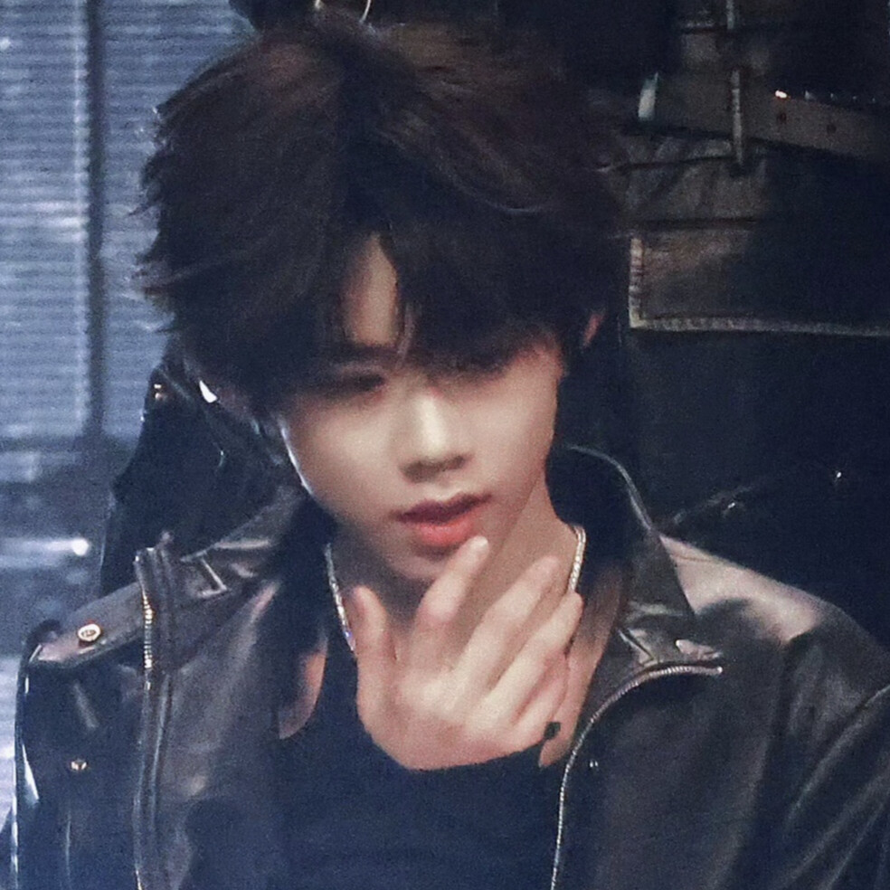 陈奕恒头像 新音