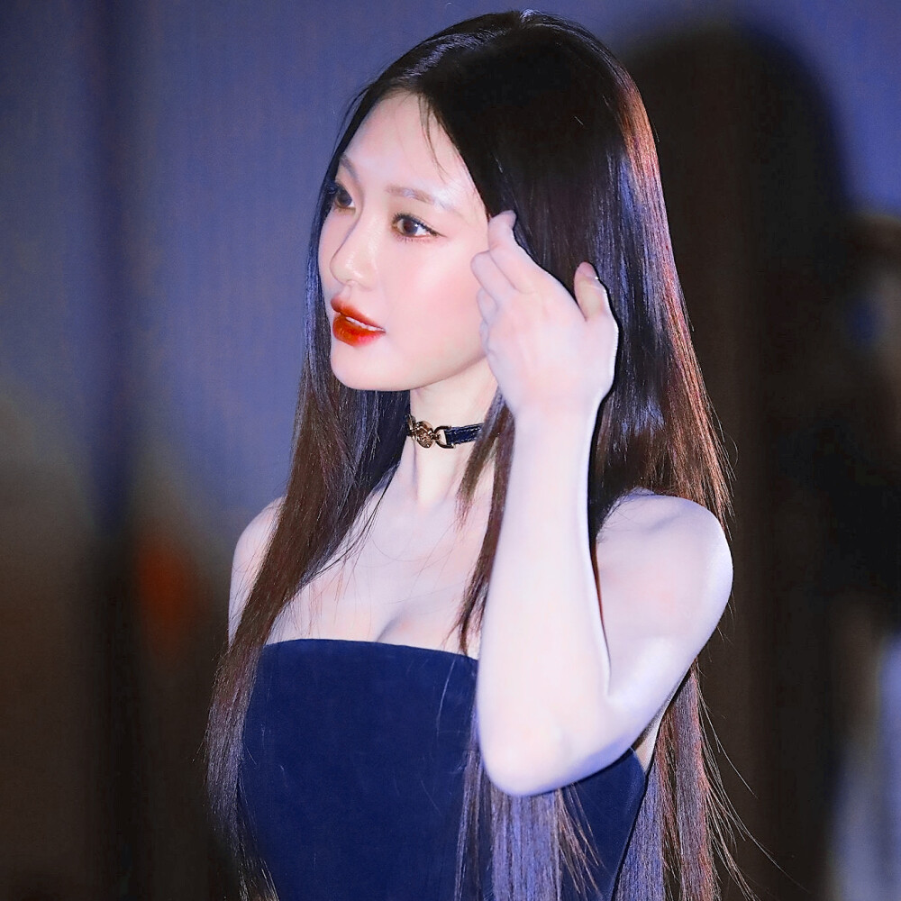 /宁艺卓头像/ 原NINGeneration