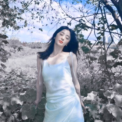 /许允真/ 原截背着扬扬跑