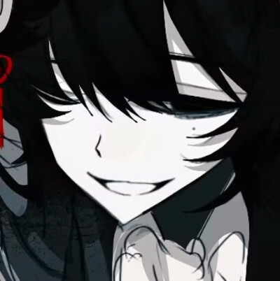 家中已有妻室，貌美又贤良，是位金枝玉叶的贵人，我从小就喜欢的。喜欢了很多年，费尽千辛万苦才追上去