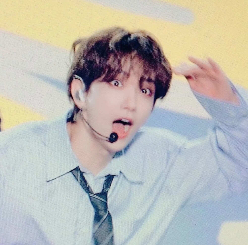 洪知秀 表情包 seventeen