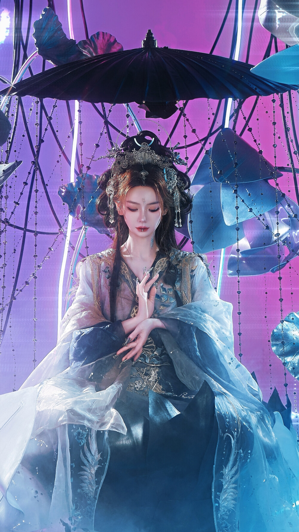 戚薇
